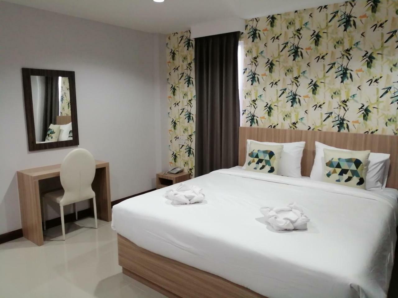 The Like Hotel Udon Thani Exteriör bild