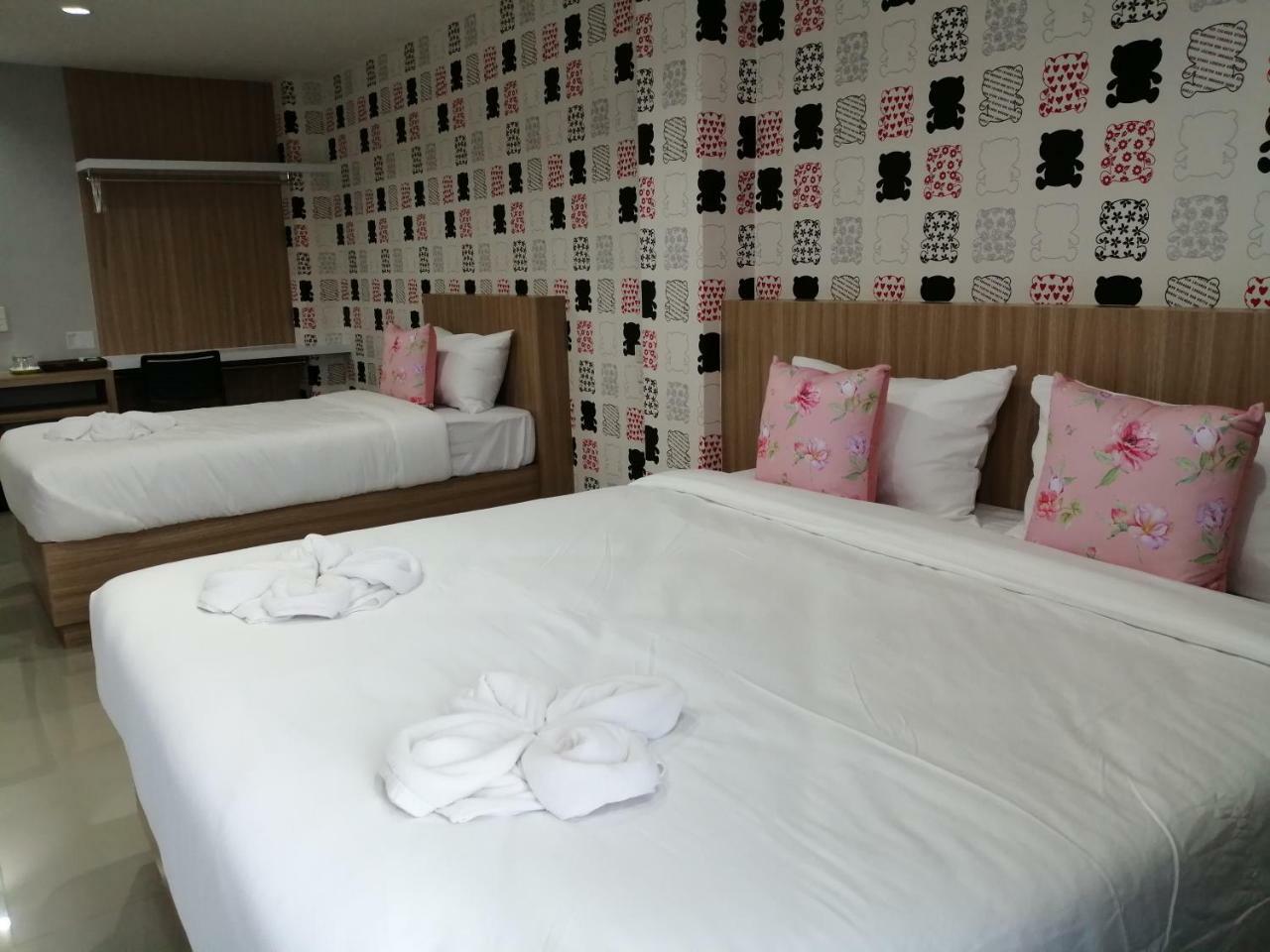 The Like Hotel Udon Thani Exteriör bild