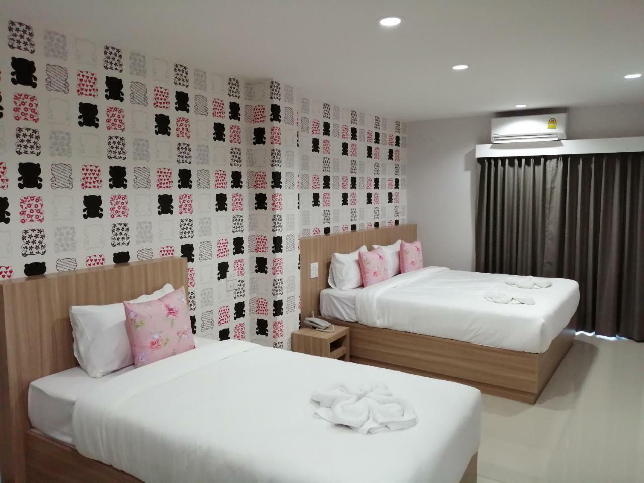 The Like Hotel Udon Thani Exteriör bild